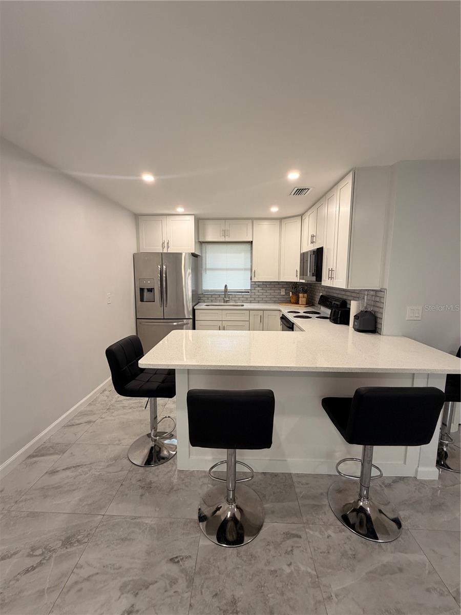 ROSEDALE MANOR - Residential
