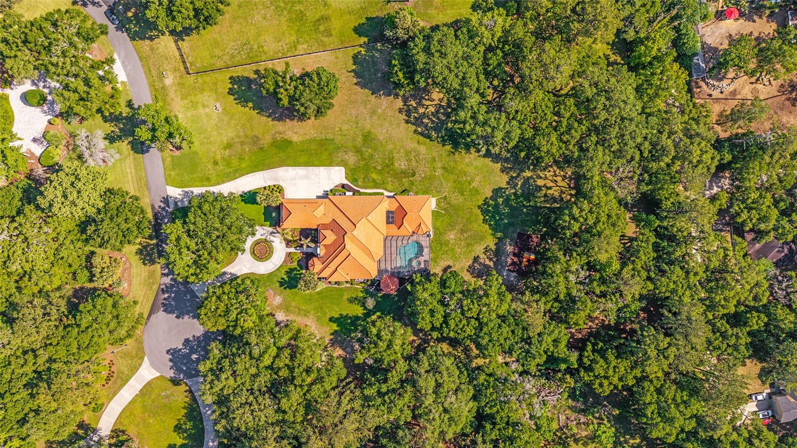 COUNTRY CLUB FARMS A HAMLET - Residential