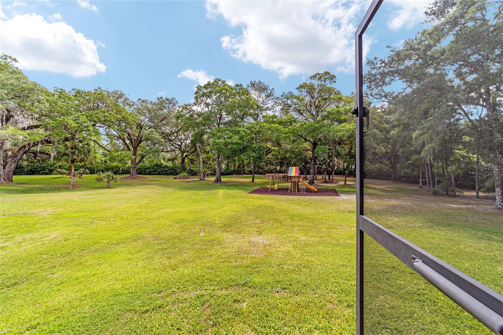 COUNTRY CLUB FARMS A HAMLET - Residential