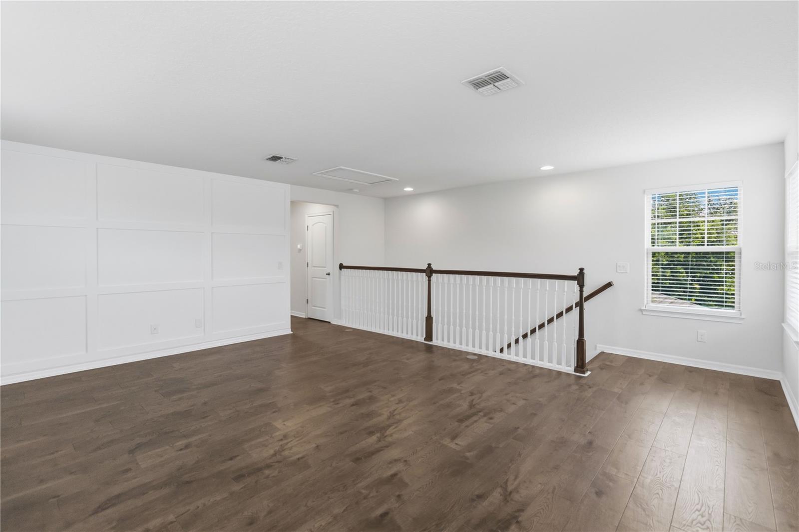 WATERSIDE AT JOHNS LAKE - Residential