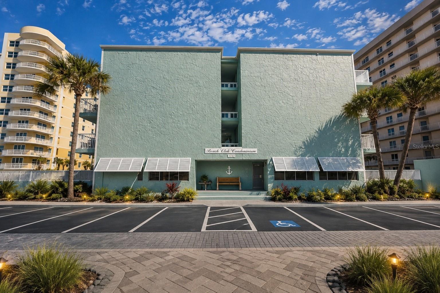 BEACH CLUB CONDO MOTEL - Residential