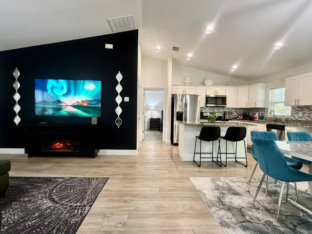 SILVER SPGS SHORES UN 21 - Residential