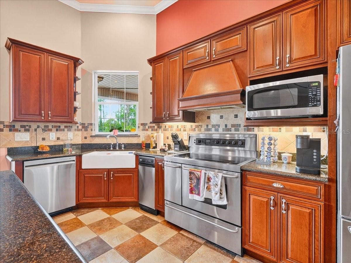 ORANGE BLOSSOM ESTATE - Residential