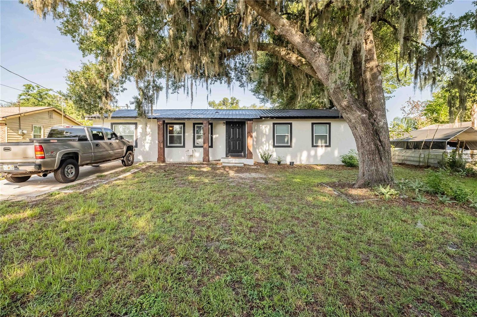 OAKLAND PARK OR A D GILLEYS - Residential