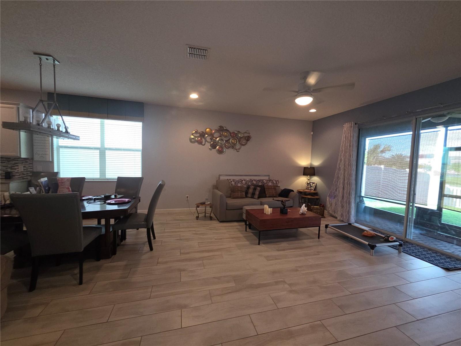 COMPASS LNDG - Residential
