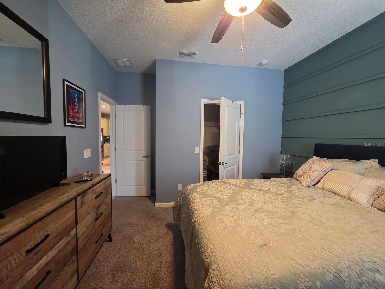 COMPASS LNDG - Residential