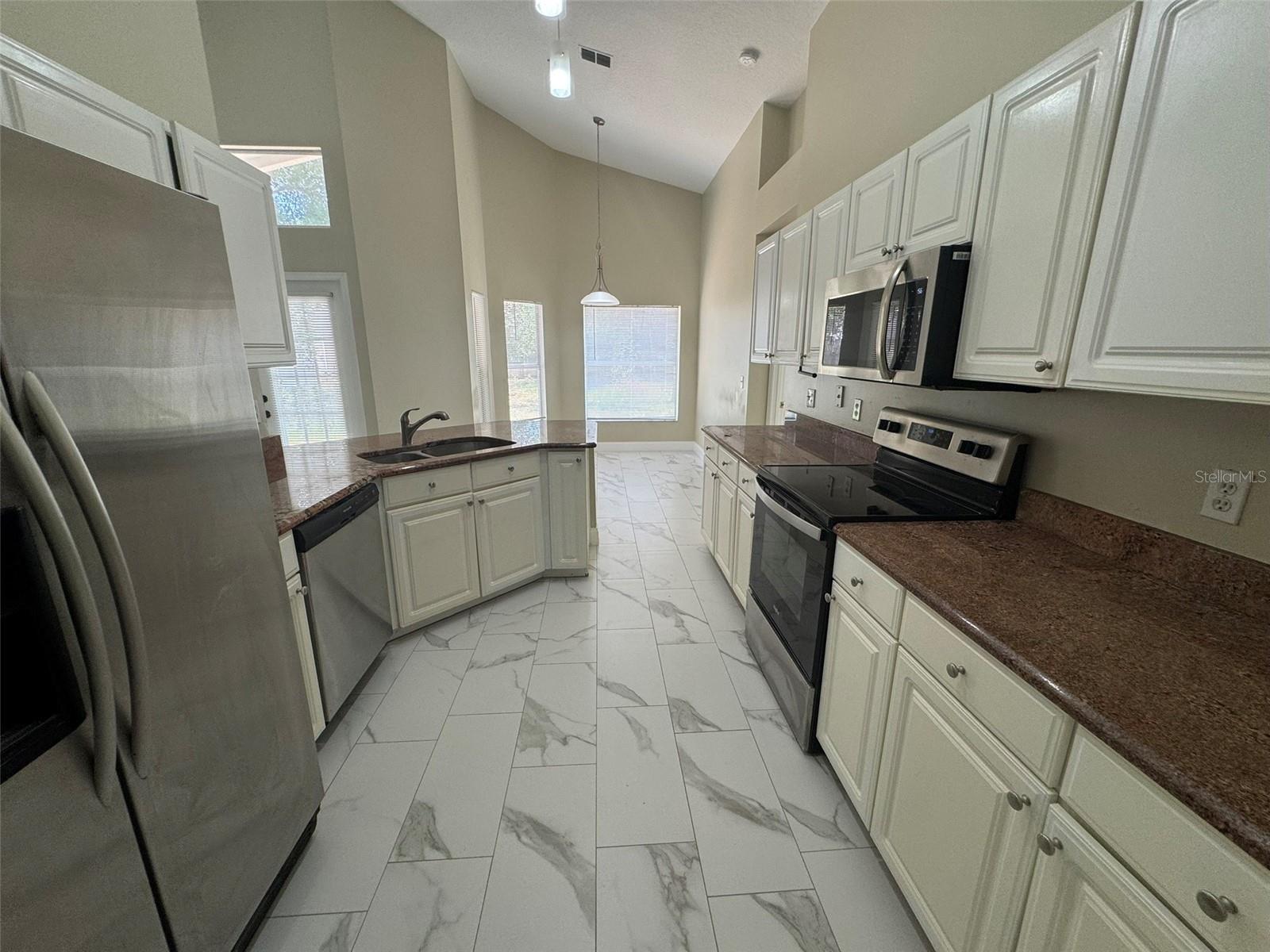 WESTON PARK - Residential Lease