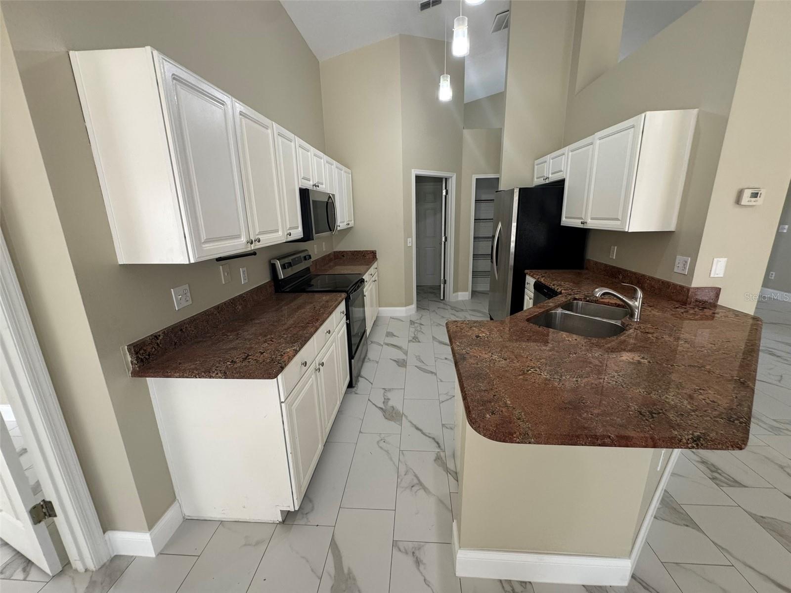 WESTON PARK - Residential Lease