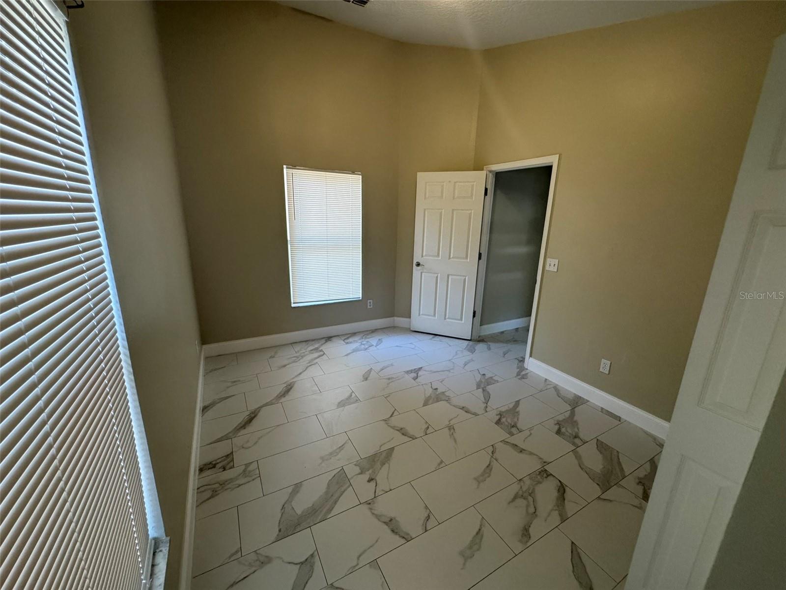 WESTON PARK - Residential Lease