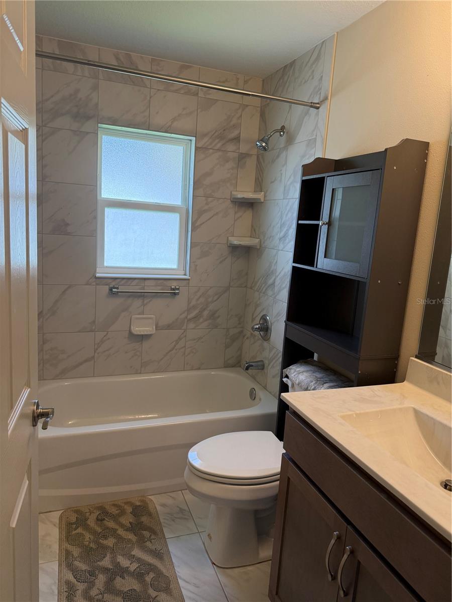 BELLEVIEW HEIGHTS ESTATE - Residential Lease
