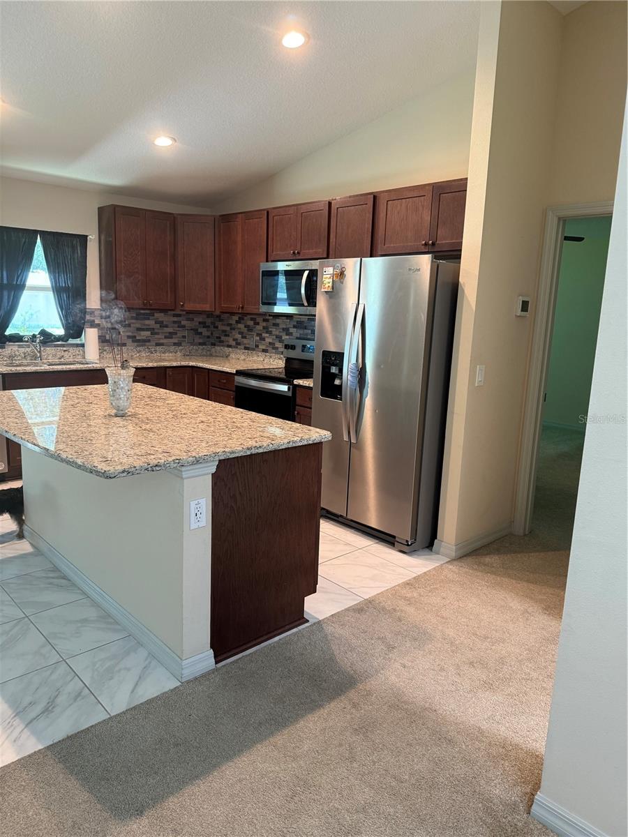 BELLEVIEW HEIGHTS ESTATE - Residential Lease