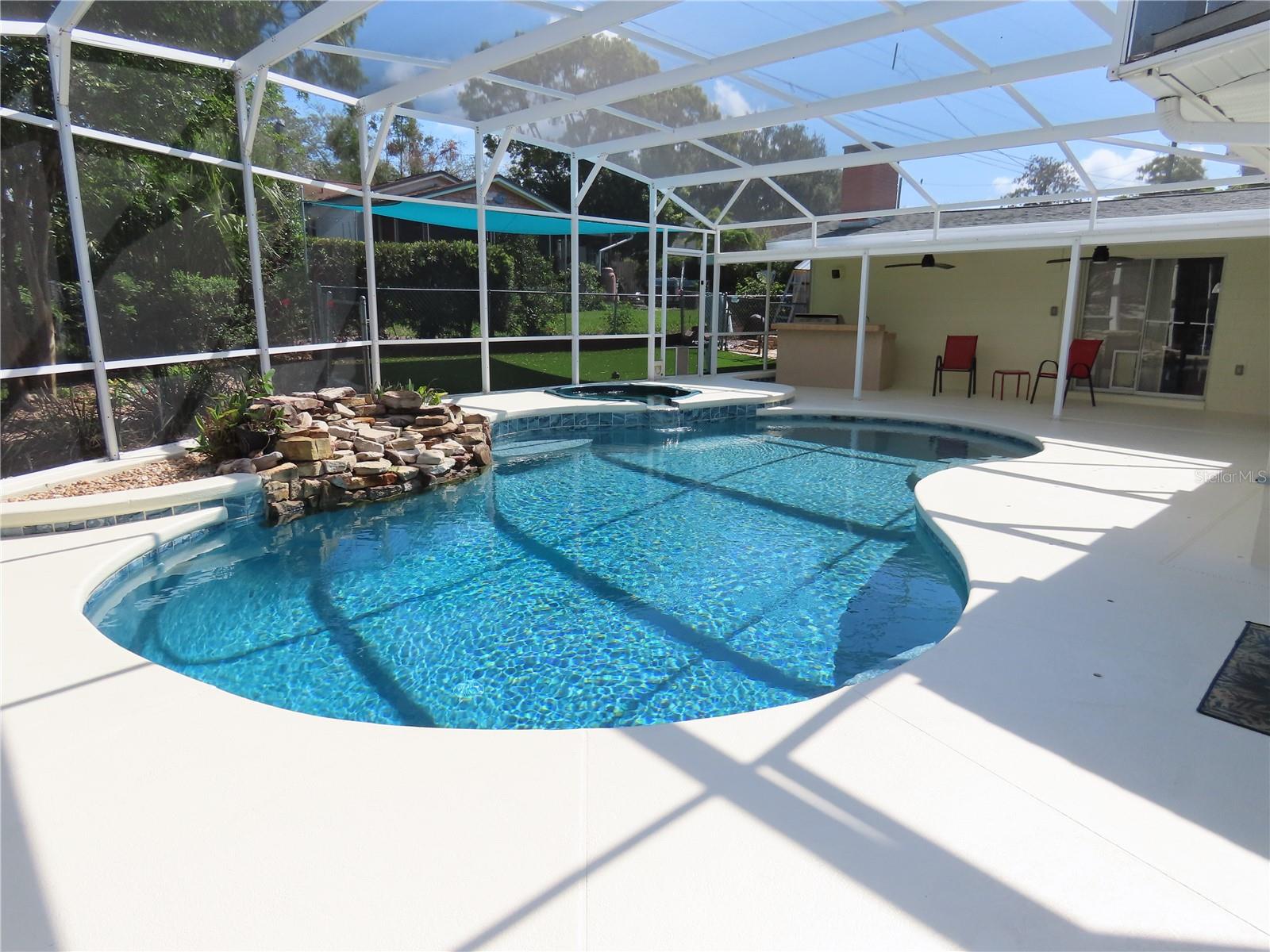 CLERMONT LAKE MINN CHAIN O LAKES - Residential