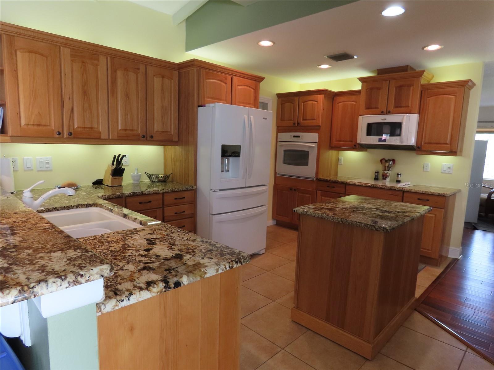 CLERMONT LAKE MINN CHAIN O LAKES - Residential