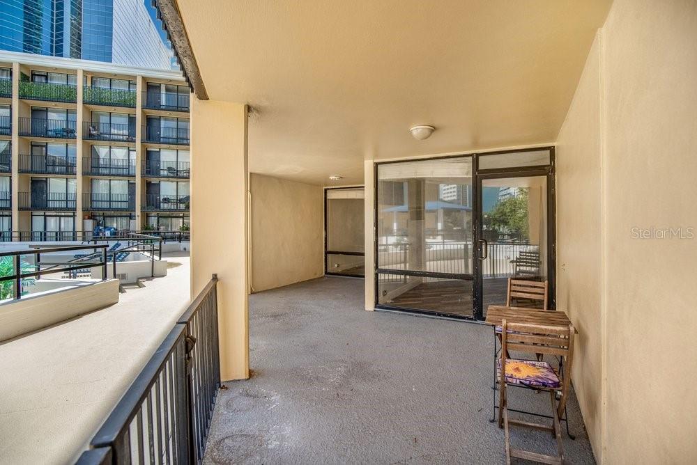 METROPOLITAN/LK EOLA - Residential