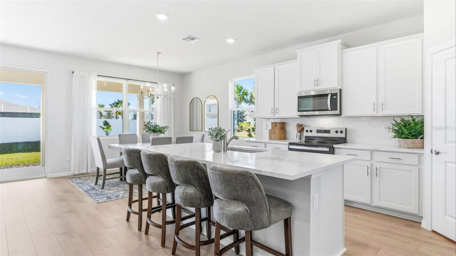 STAR FARMS AT LAKEWOOD RANCH - Residential