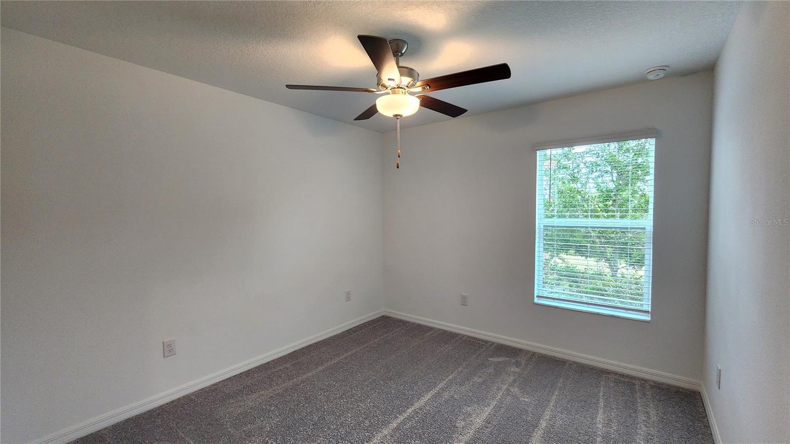 D06 HAWK TOWNHOMES - Residential Lease
