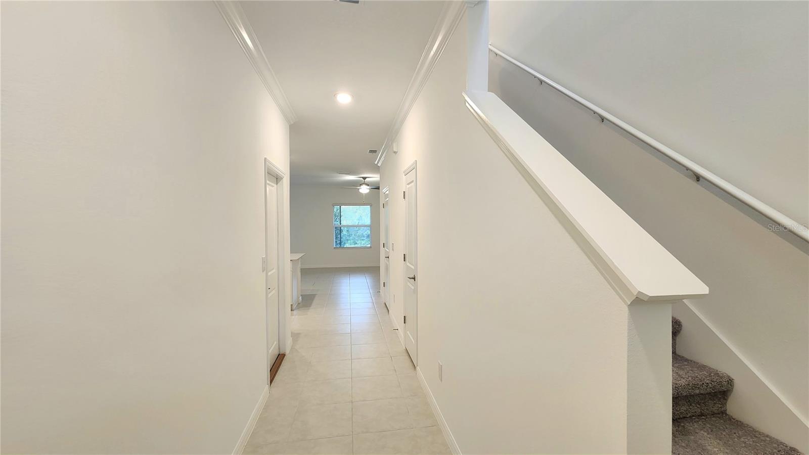 D06 HAWK TOWNHOMES - Residential Lease