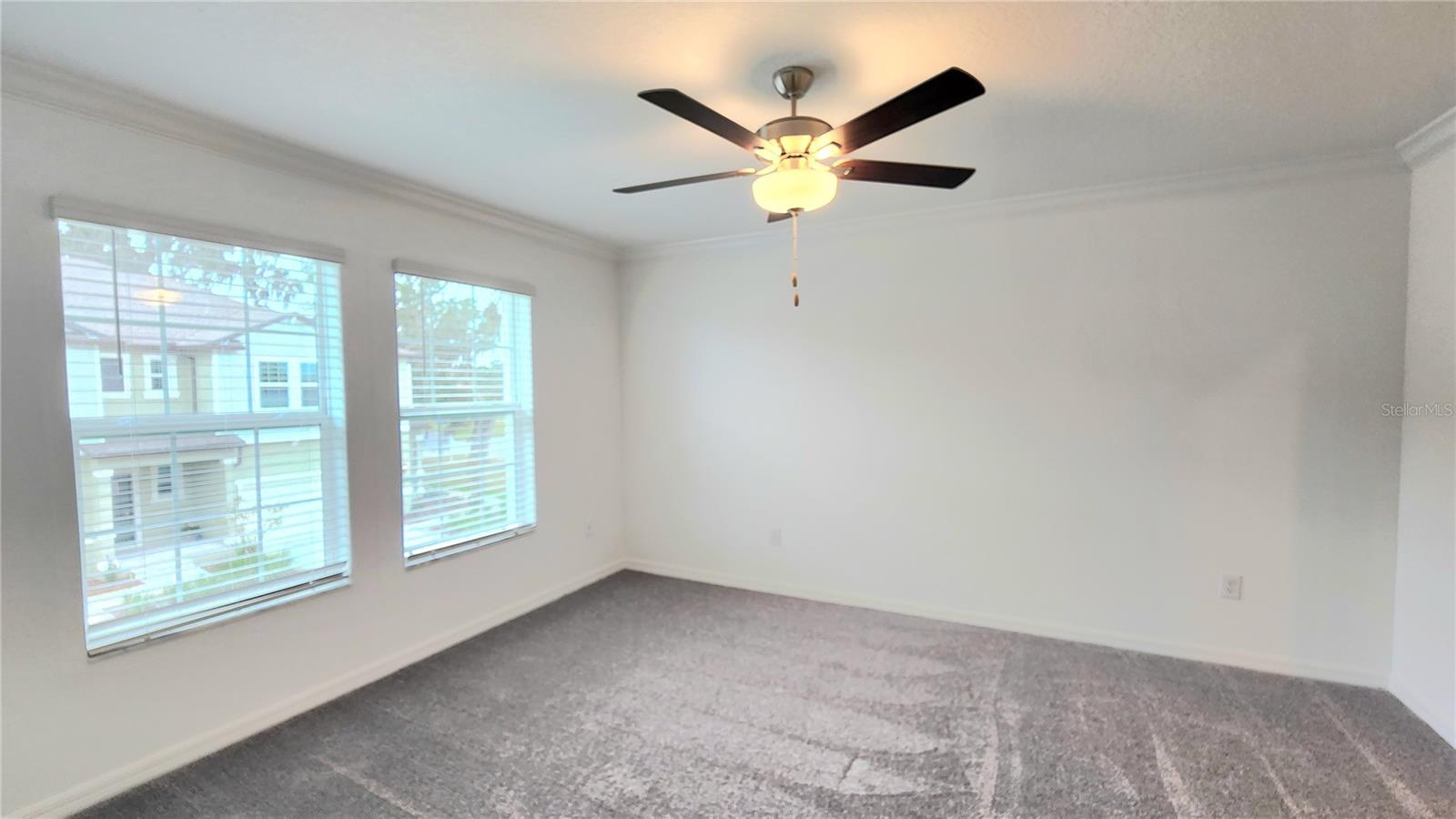 D06 HAWK TOWNHOMES - Residential Lease