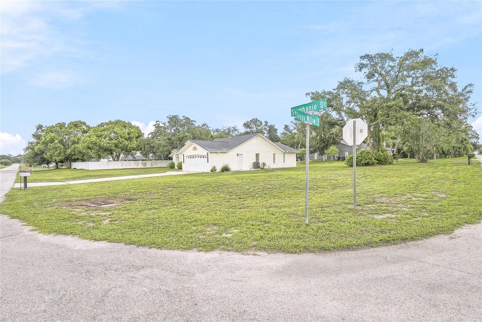 OAKRIDGE ESTATES - Residential