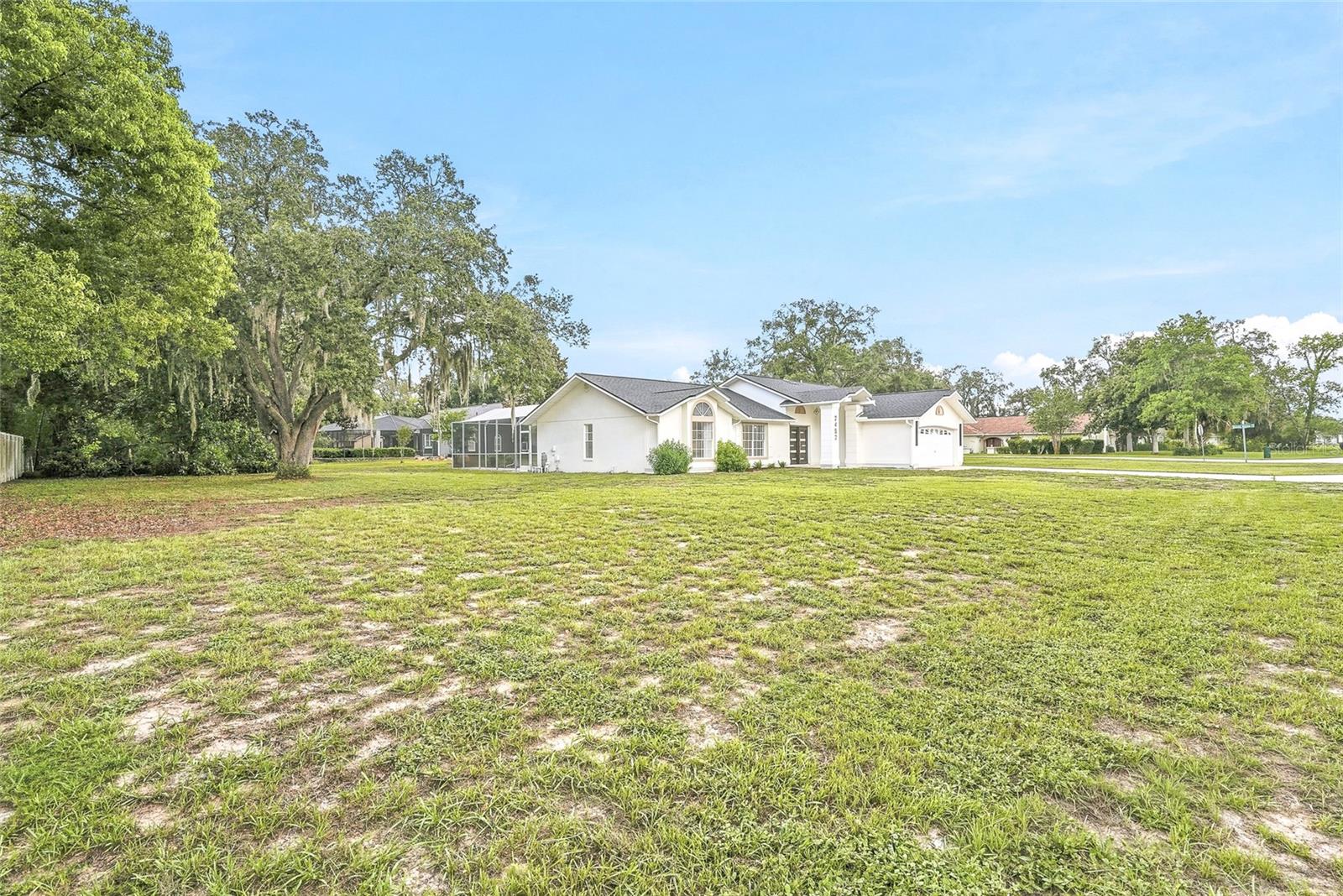 OAKRIDGE ESTATES - Residential