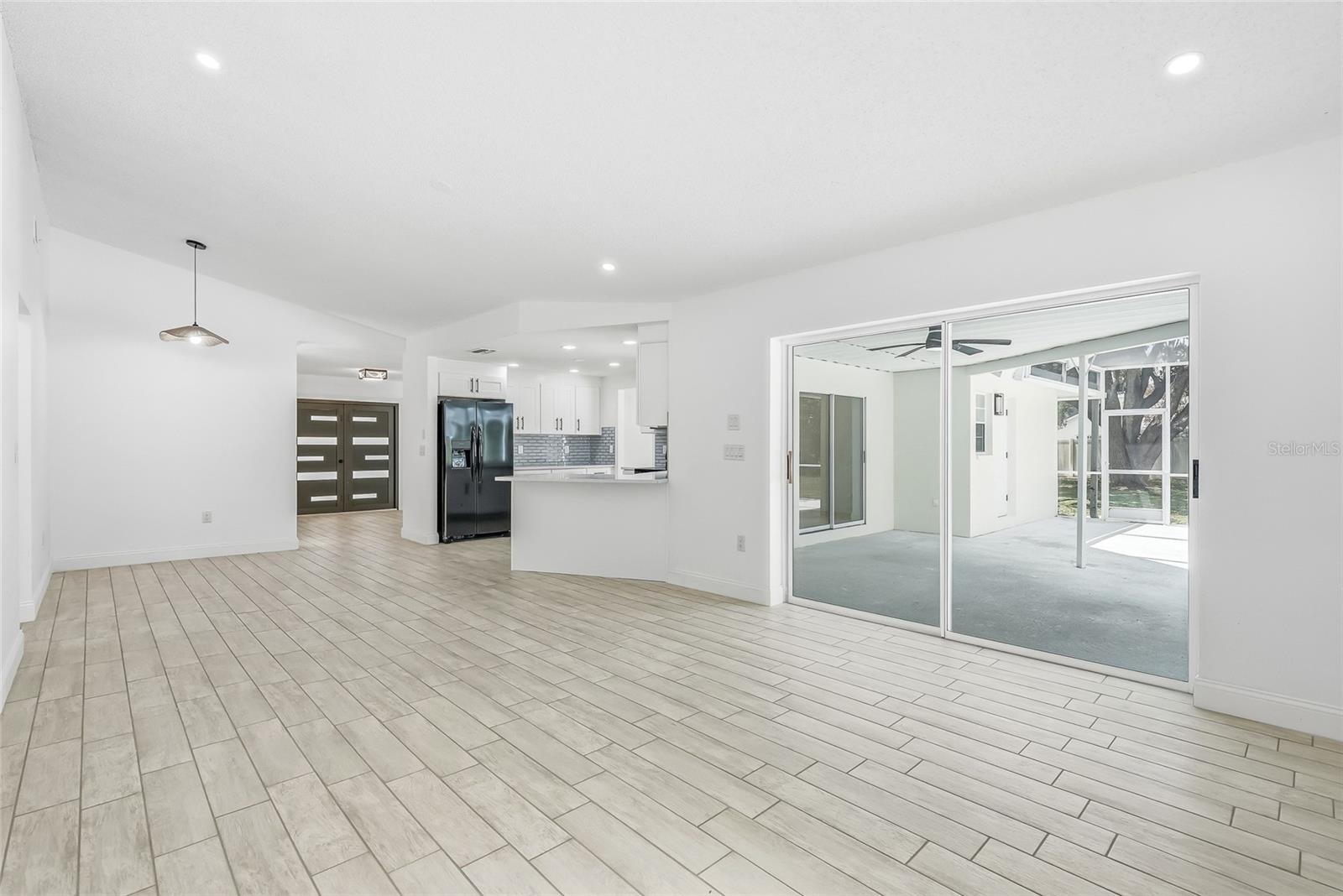 OAKRIDGE ESTATES - Residential