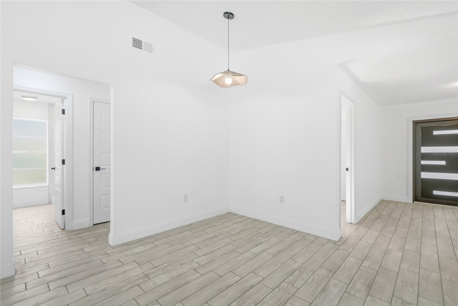 OAKRIDGE ESTATES - Residential