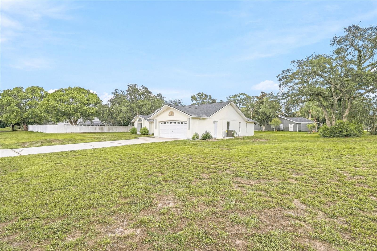 OAKRIDGE ESTATES - Residential
