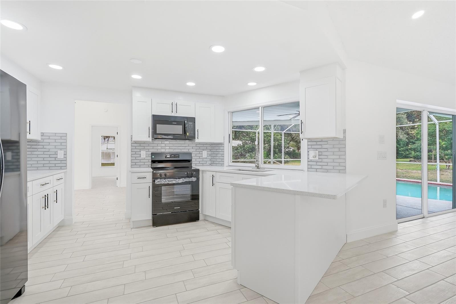 OAKRIDGE ESTATES - Residential