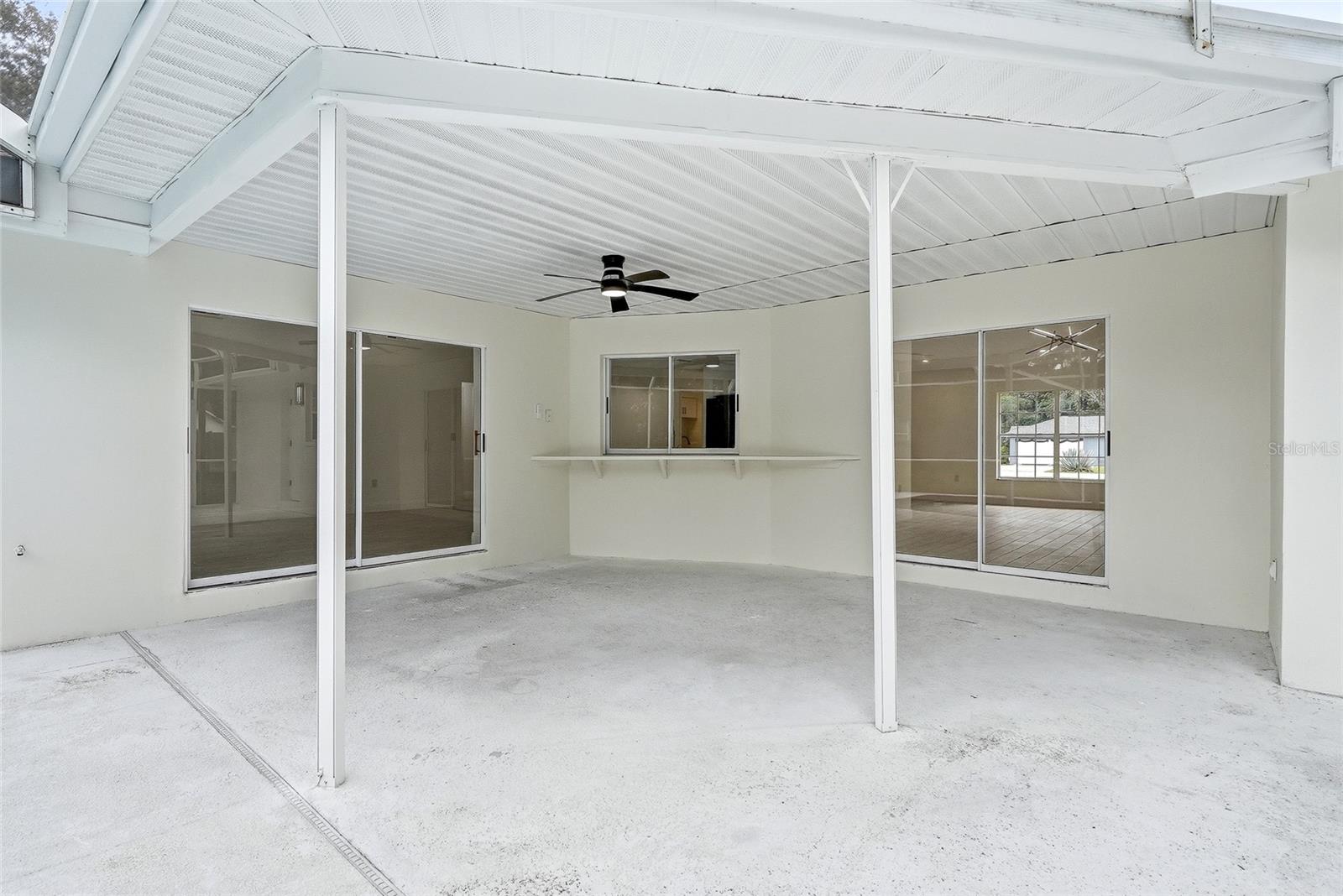 OAKRIDGE ESTATES - Residential