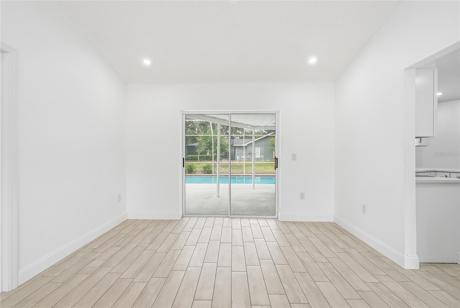 OAKRIDGE ESTATES - Residential