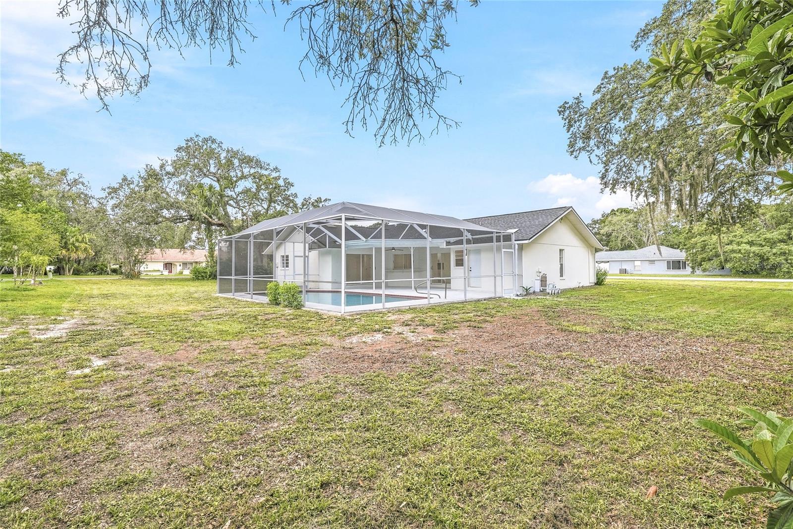 OAKRIDGE ESTATES - Residential