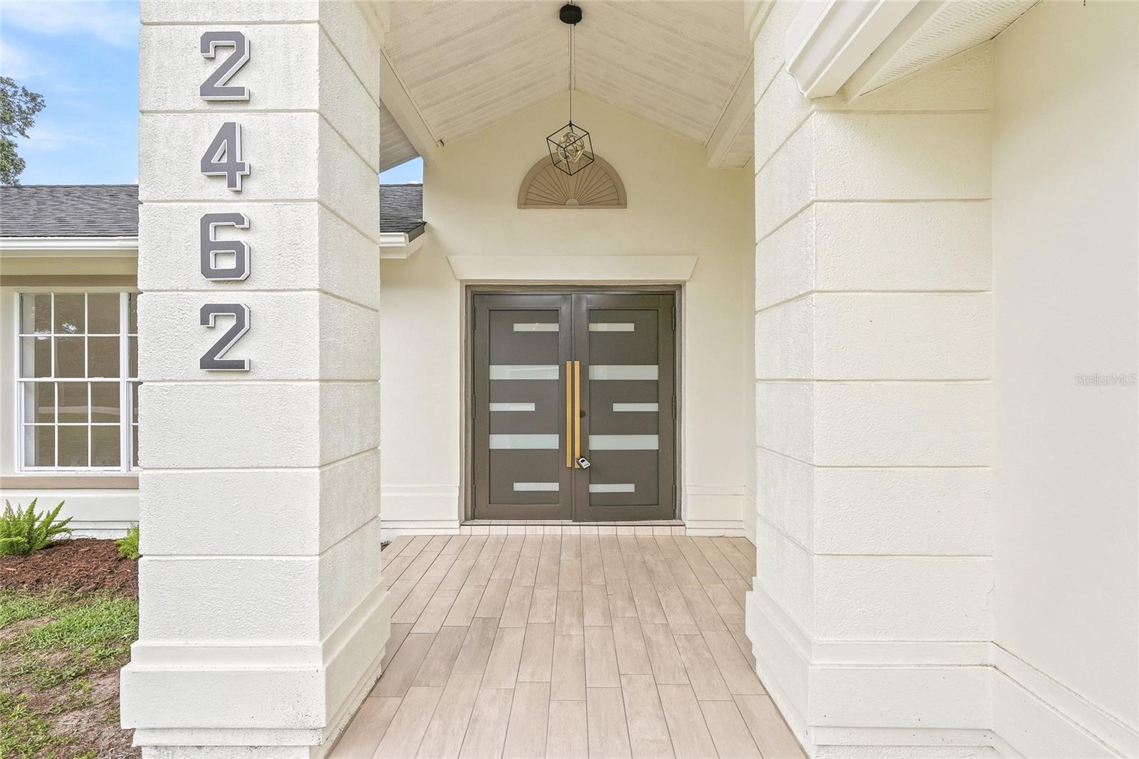 OAKRIDGE ESTATES - Residential