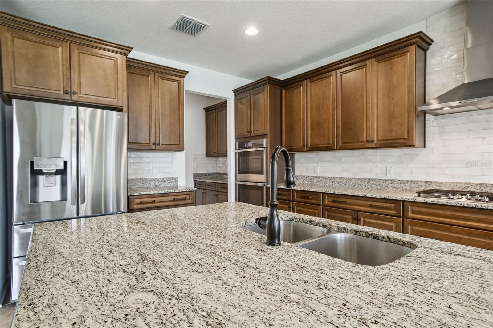 STARKEY RANCH - Residential Lease