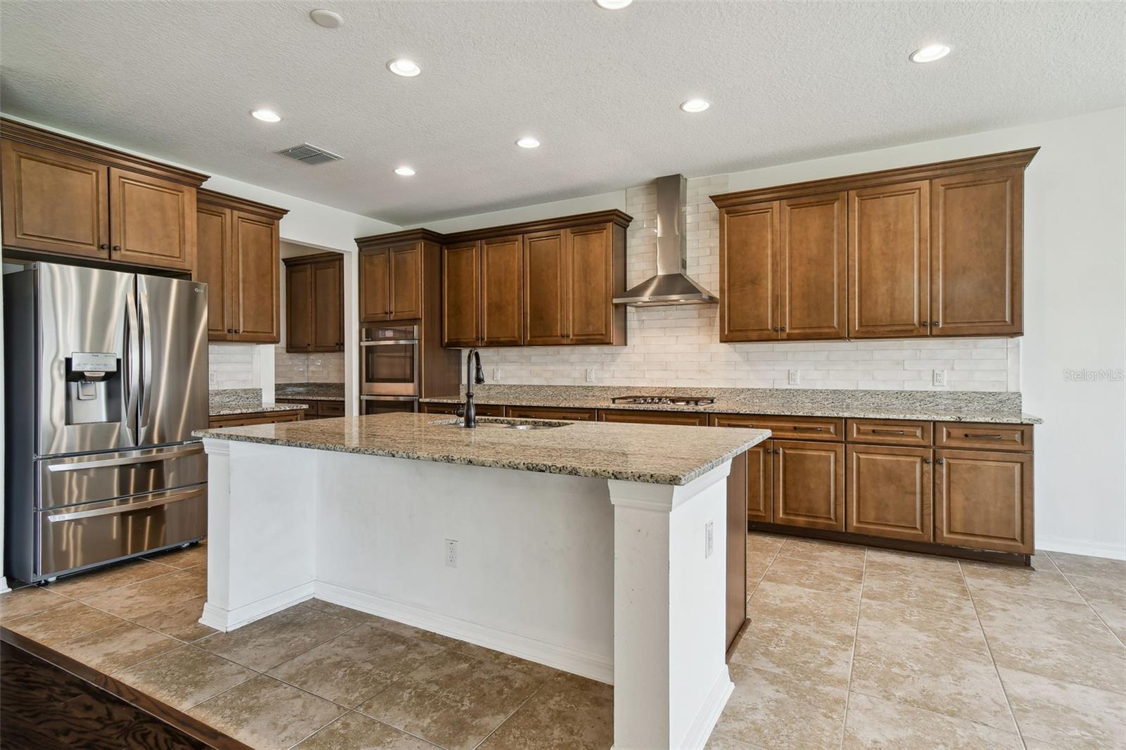 STARKEY RANCH - Residential Lease