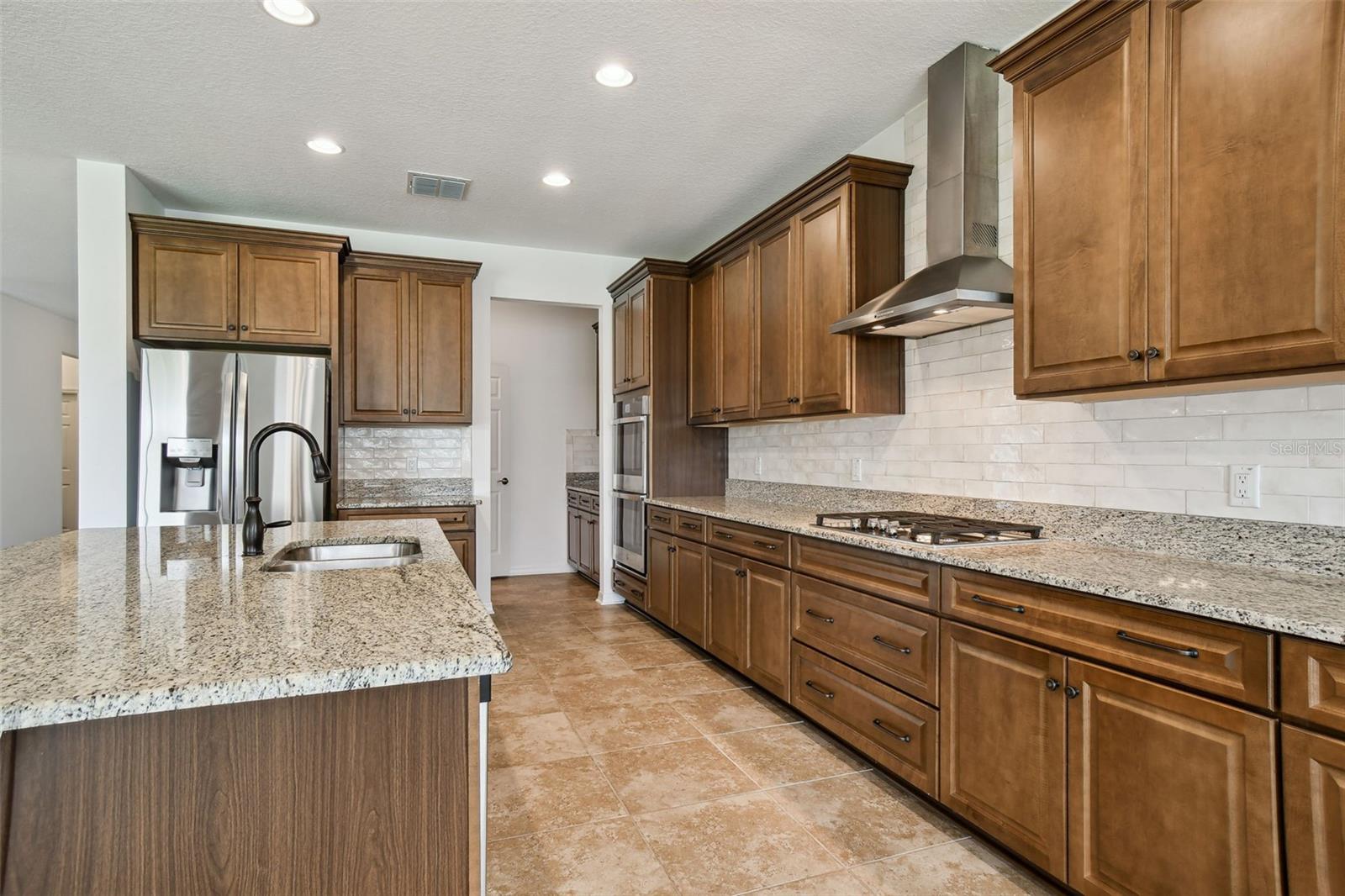 STARKEY RANCH - Residential Lease