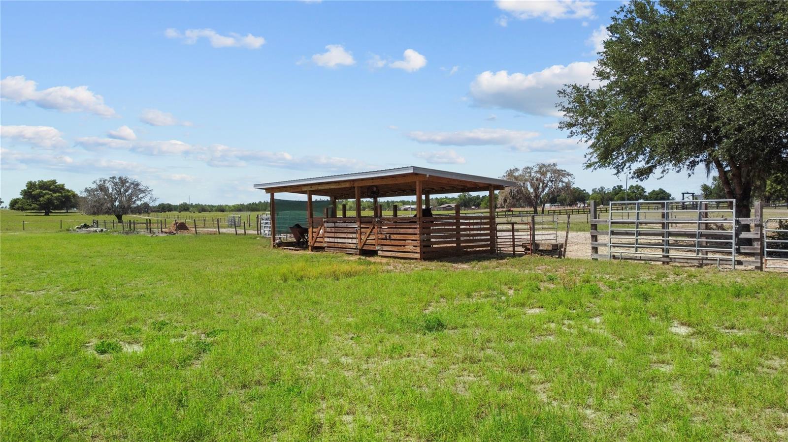 GROVELAND FARMS 15-23-24 - Residential