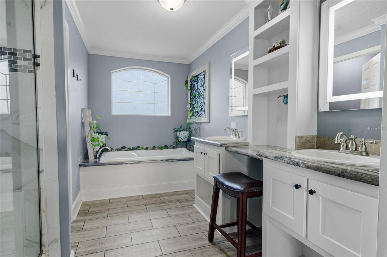 GROVELAND FARMS 15-23-24 - Residential