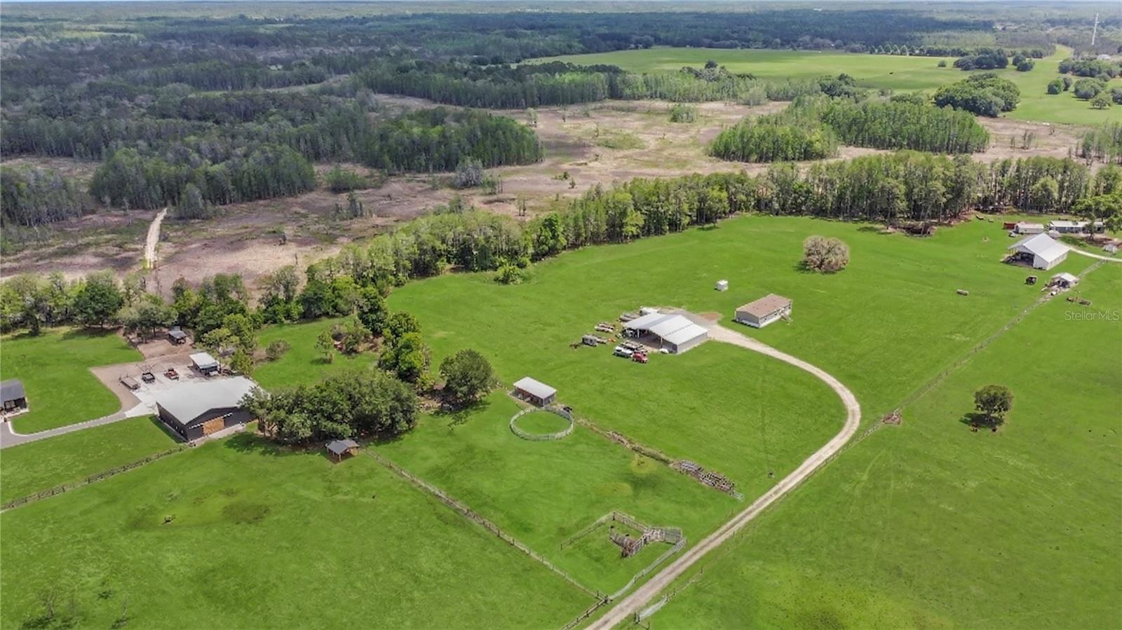 GROVELAND FARMS 15-23-24 - Residential