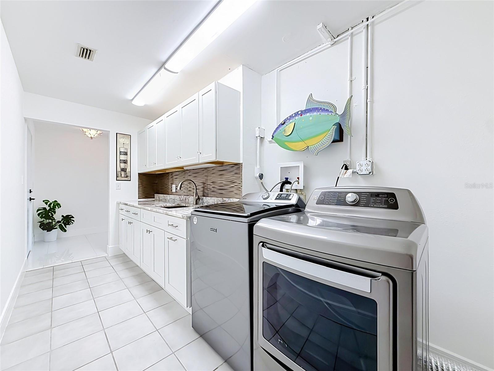ISLAND ESTATES OF CLEARWATER - Residential