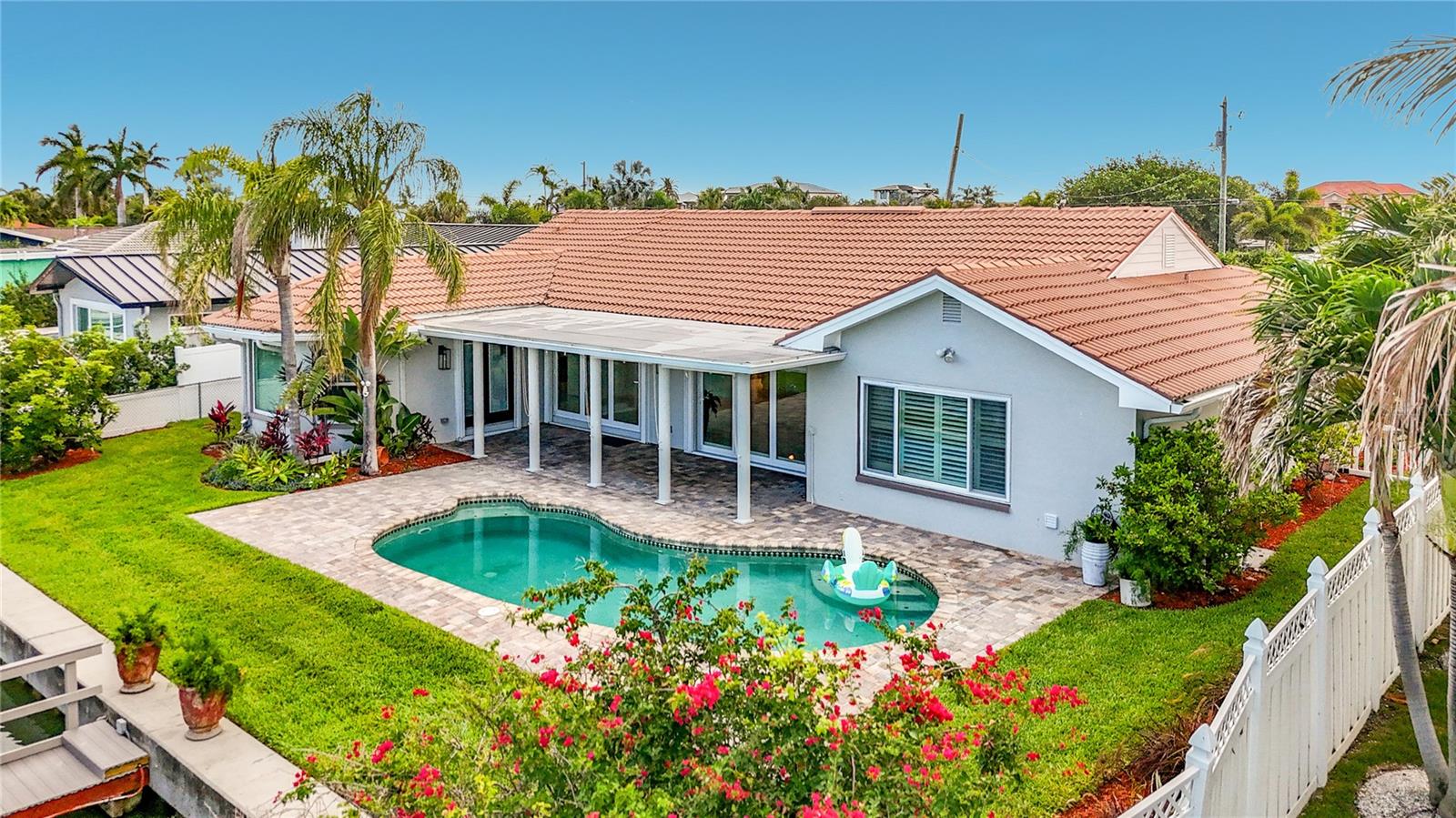 ISLAND ESTATES OF CLEARWATER - Residential