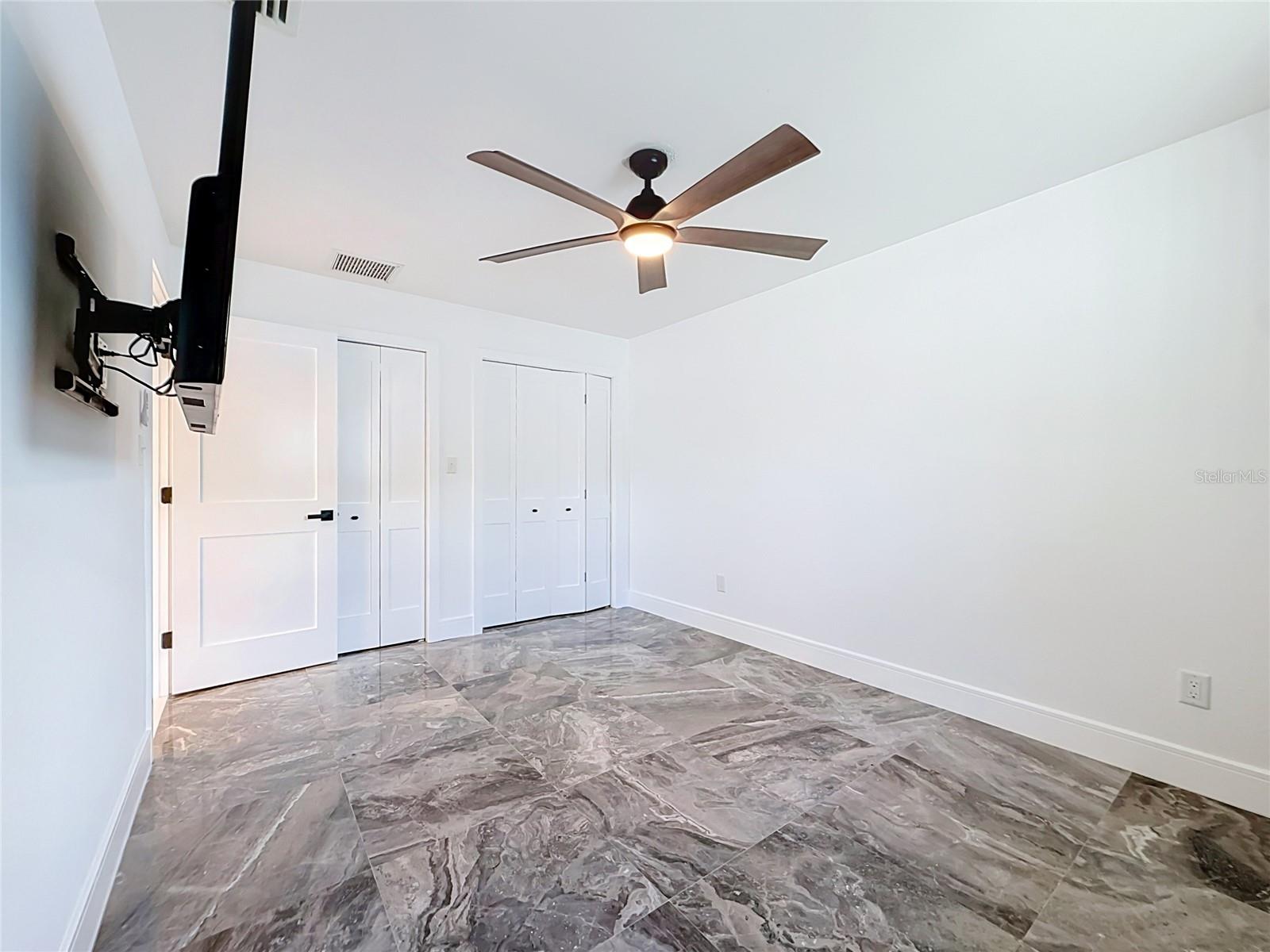 ISLAND ESTATES OF CLEARWATER - Residential