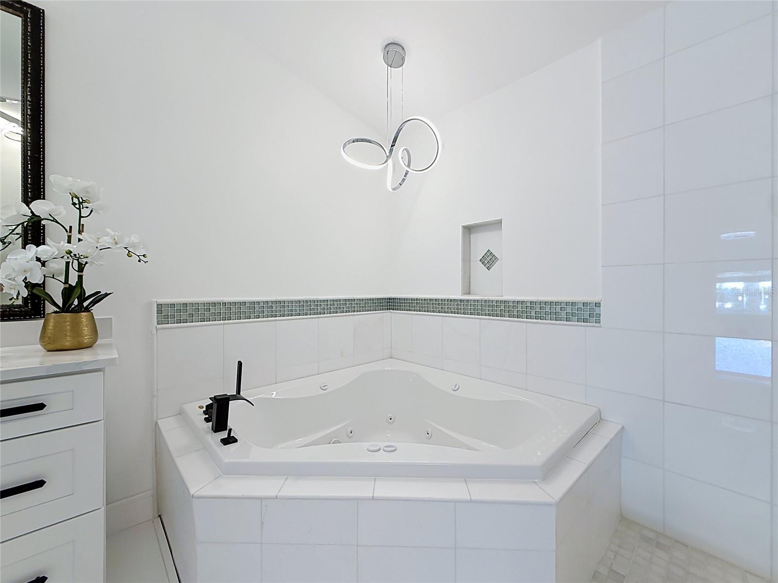 ISLAND ESTATES OF CLEARWATER - Residential
