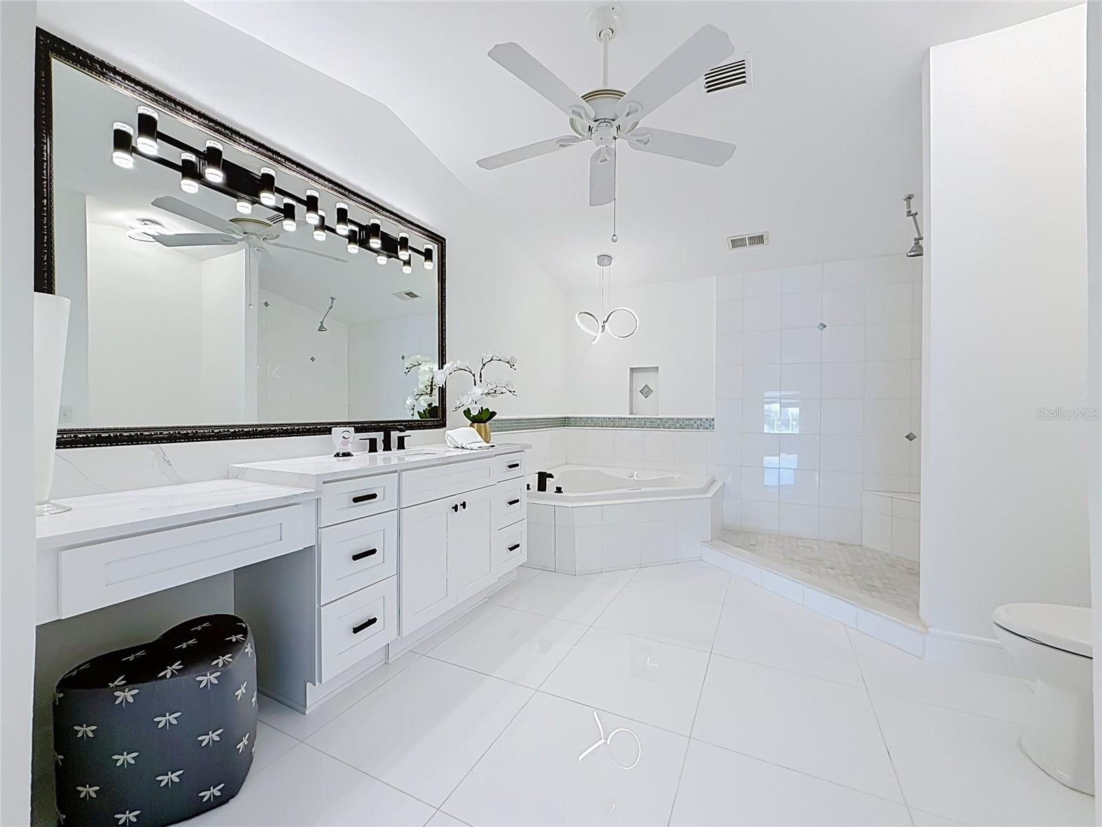 ISLAND ESTATES OF CLEARWATER - Residential