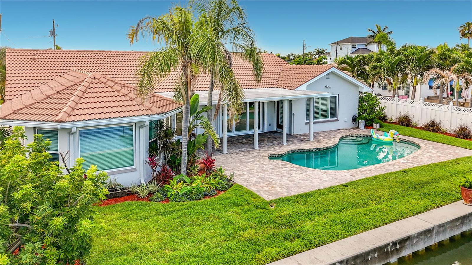 ISLAND ESTATES OF CLEARWATER - Residential