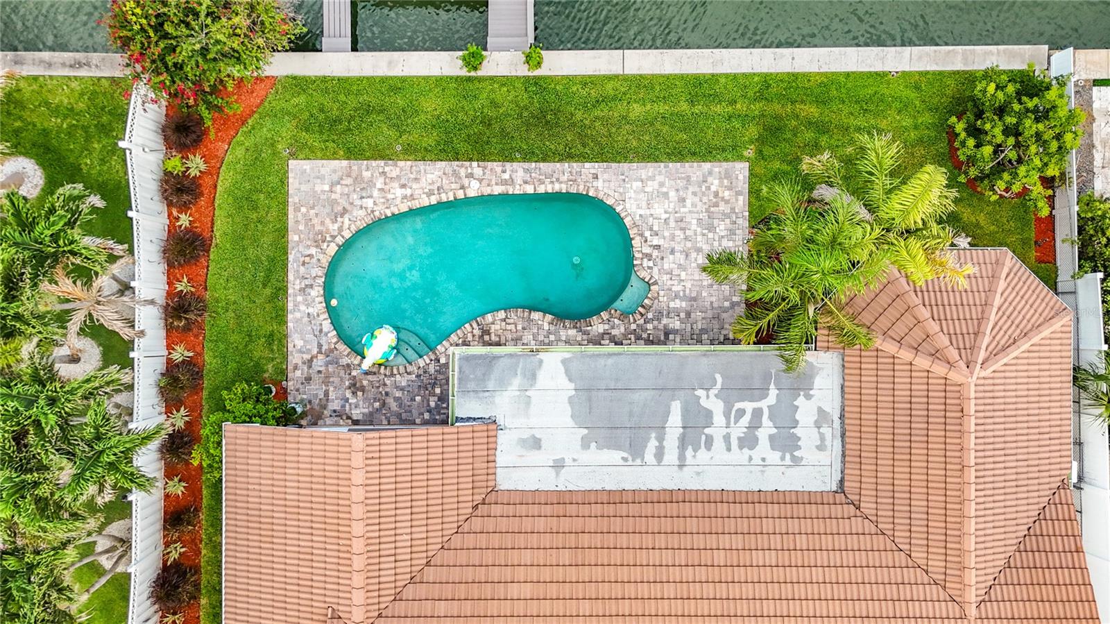 ISLAND ESTATES OF CLEARWATER - Residential