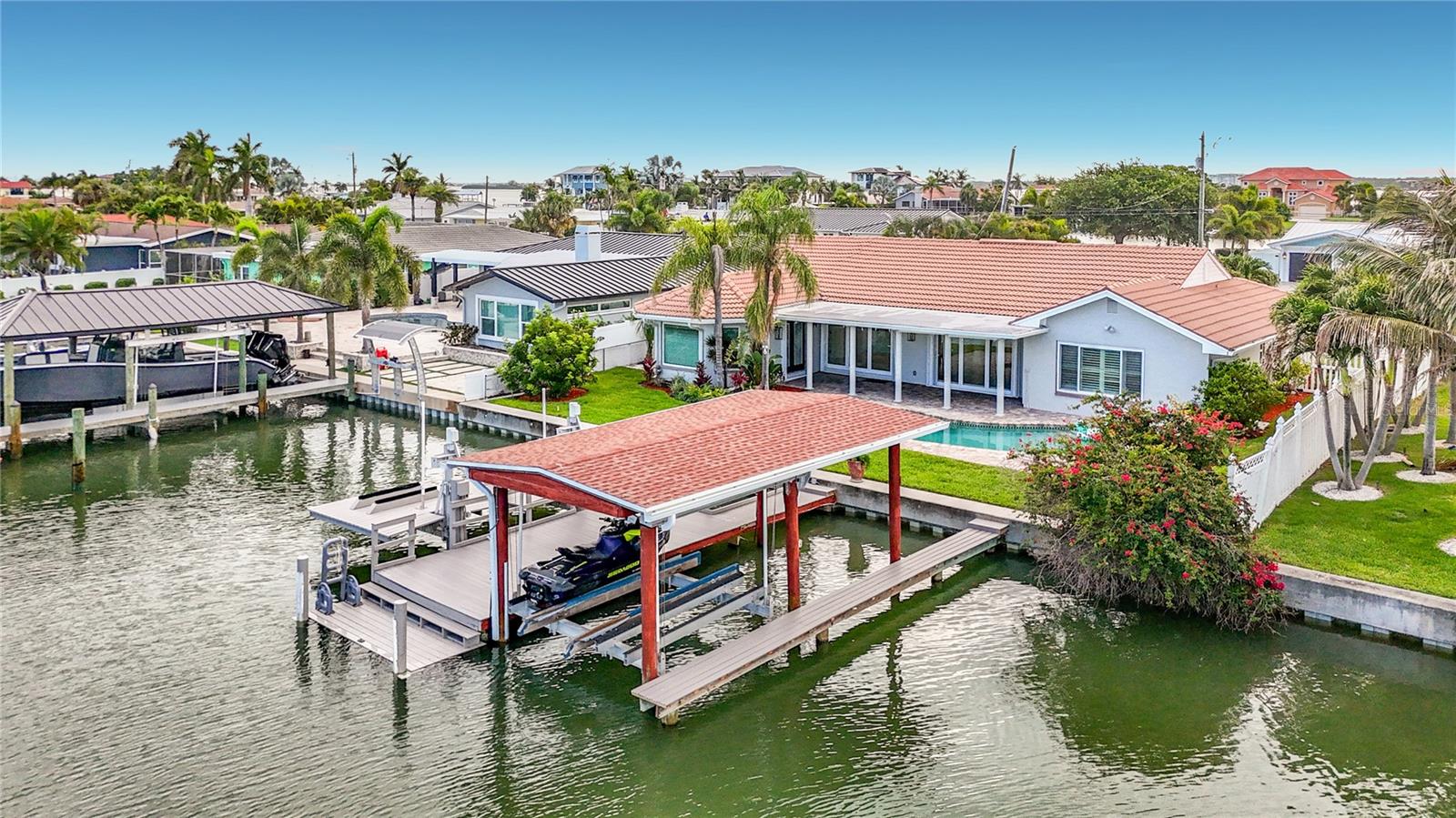 ISLAND ESTATES OF CLEARWATER - Residential
