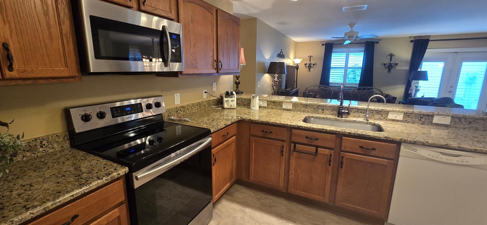 VILLAGES OF SUMTER OVIEDO VILLAS - Residential Lease