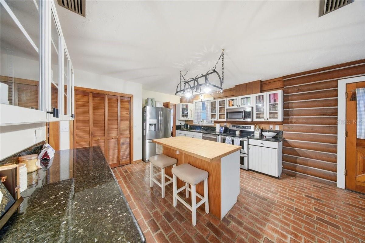 ASSESSORS SUB/GARFIELD - Residential
