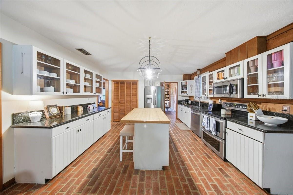 ASSESSORS SUB/GARFIELD - Residential