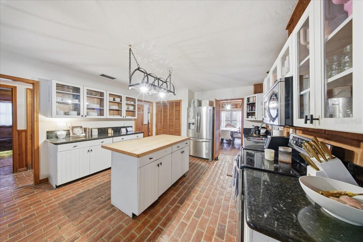 ASSESSORS SUB/GARFIELD - Residential